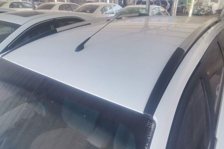 Used Baojun 310W 2017 1.5L Manual Fashion Model China V Roof