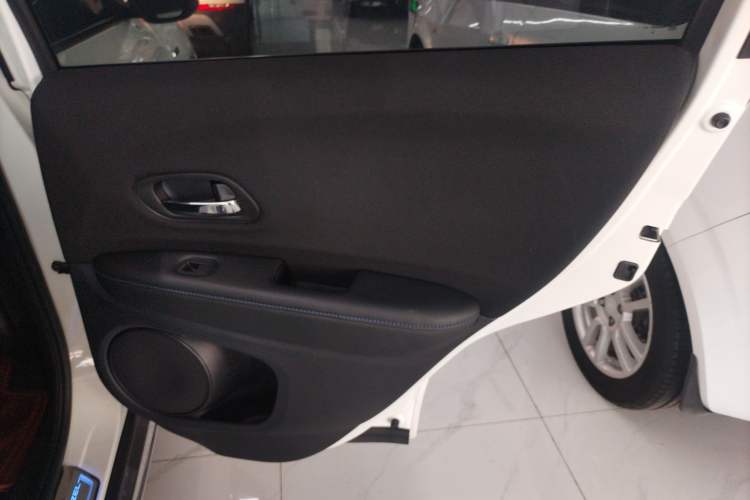 Used Everus VE-1 2021 Travel Edition