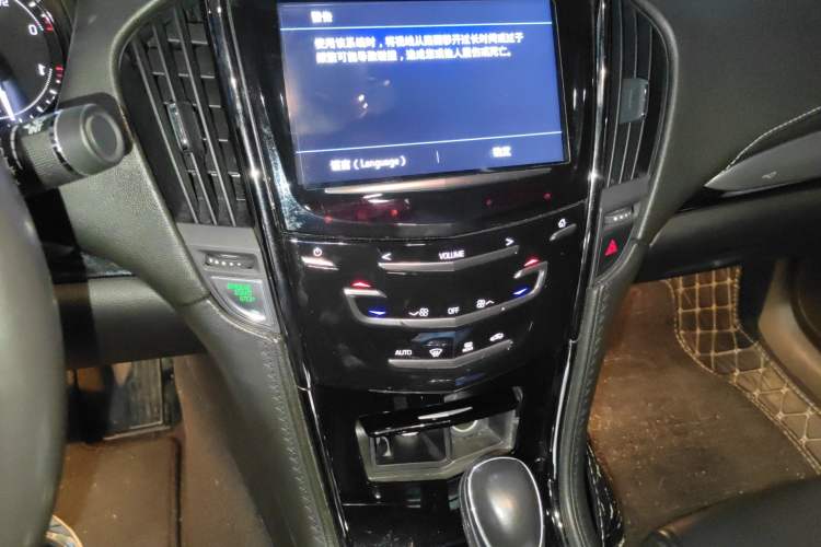 Used Cadillac ATS-L 2017 28T Fashion Edition Audio And AC Panel