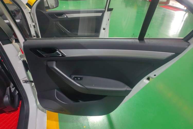 Used Jetta VA3 2019 1.5L Automatic Enjoyment Edition Right Rear Door Interior