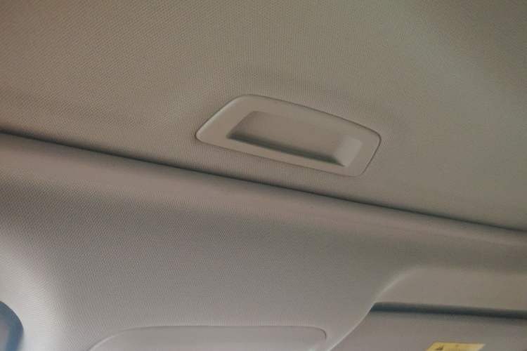 Used Chevrolet Monza 2022 320 Automatic Enjoyment Sunroof Version Headliner