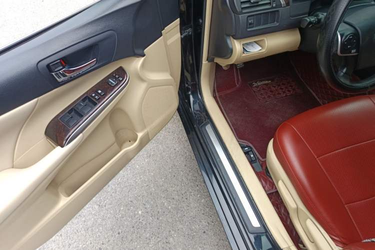 Used Toyota Camry 2015 2.0E Elite Edition
