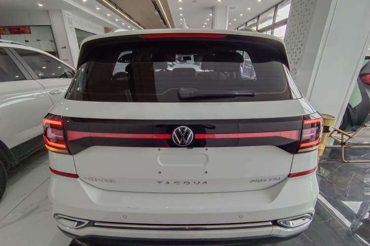 Used Volkswagen Tacqua 2021 280TSI DSG R-Line Connected Version Rear