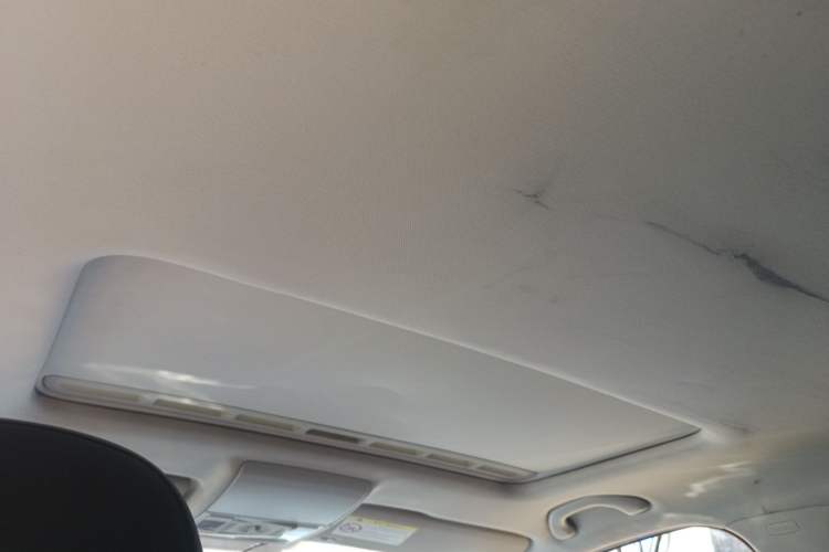 Used Volkswagen Gran Lavida 2015 1.6L Automatic Comfort Edition
