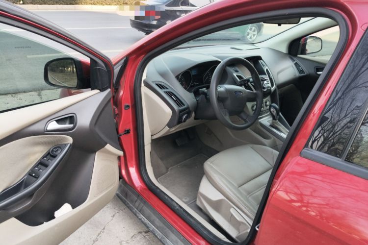 Used Ford Focus 2012 Sedan 1.6L Automatic Comfort Model