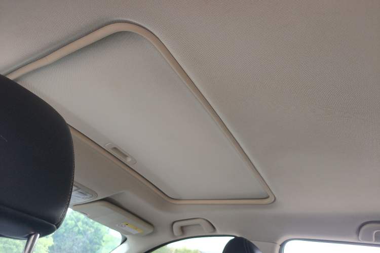 Used Dongfeng Fengon 580 2018 1.5T CVT Luxury Model Headliner