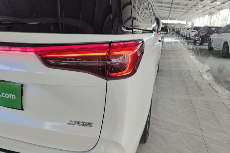 Used Buick GL8 2021 ES Land Cruiser 653T Luxury Edition Right Rear Taillight