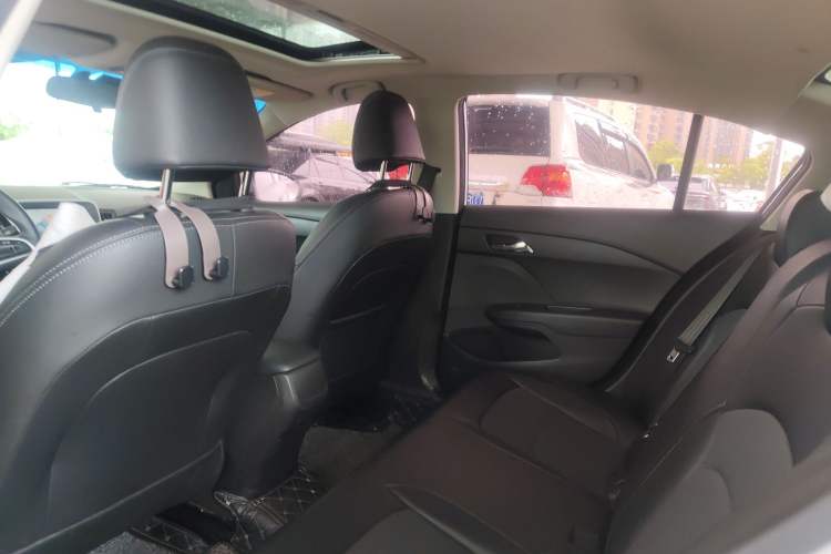Used Chevrolet Cavalier 2019 320 Automatic Xinyue Edition Headliner