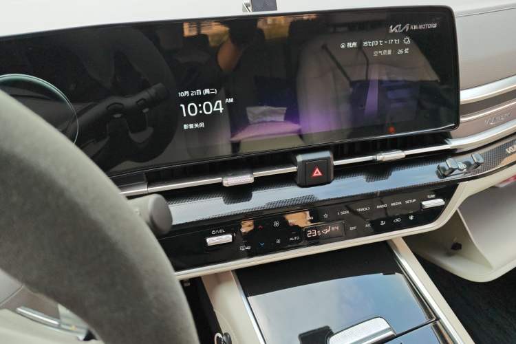 Used Kia Sportage (Chinese Domestic Model) 2023 1.5T Two-Wheel Drive Prestige Edition Audio And AC Panel