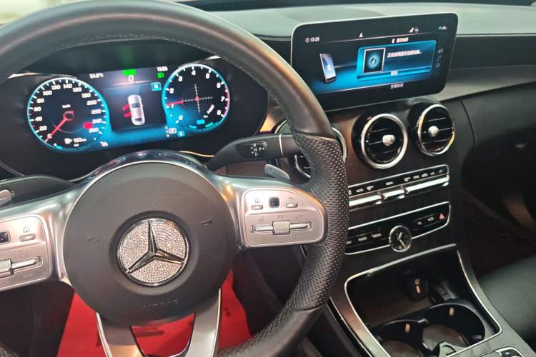 Used Mercedes-Benz C-Class 2021 C 260 L Sport Edition Star Collection Gear Lever