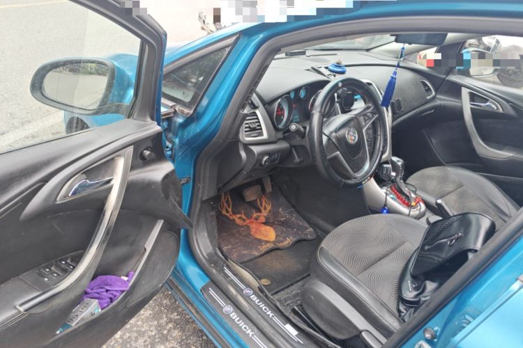 Used Buick GT 2010 XT 1.8L Automatic Fashion Edition