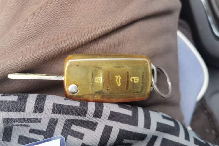 Used Volkswagen Sagitar 2015 1.6L Manual Comfort Model
