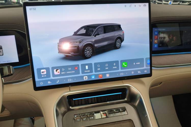 Used Denza N9 2025 Flagship Model