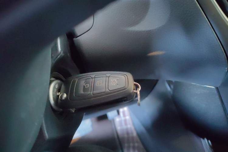 Used Ford Focus 2017 Sedan 1.6L Automatic Fashion Edition Smart Drive Version