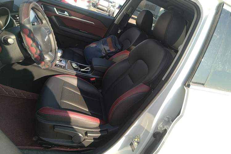 Used Haval H6 Coupe 2021 Smart Connect Version 1.5T Automatic Two-Wheel Drive Elite Model
