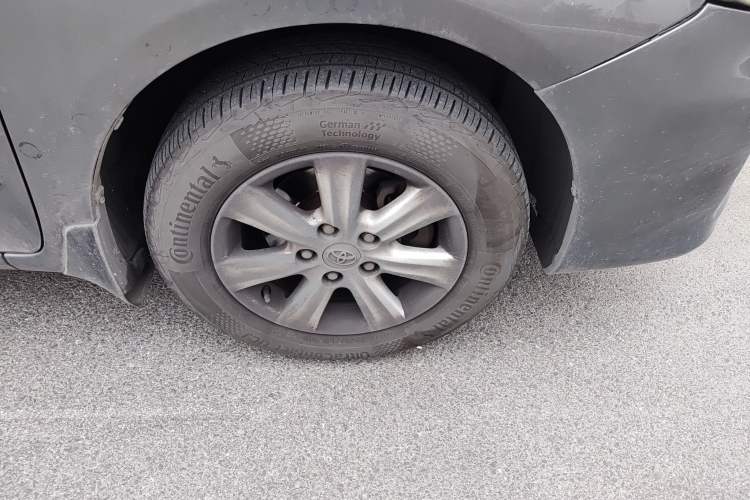 Used Toyota Corolla 2011 1.6L Automatic GL Right Front Wheel Hub