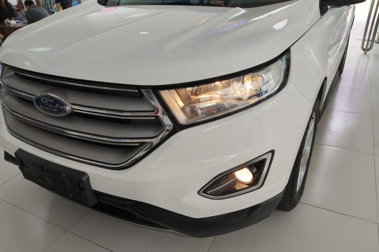 Used Ford Edge 2016 EcoBoost 245 Two-Wheel-Drive Titanium 5-Seater