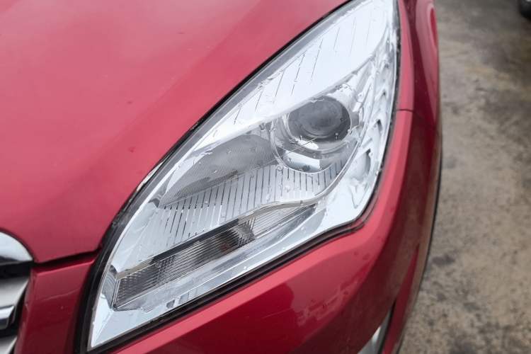 Used CHANGAN CS35 2014 1.6L Manual Luxury Model China IV Standard