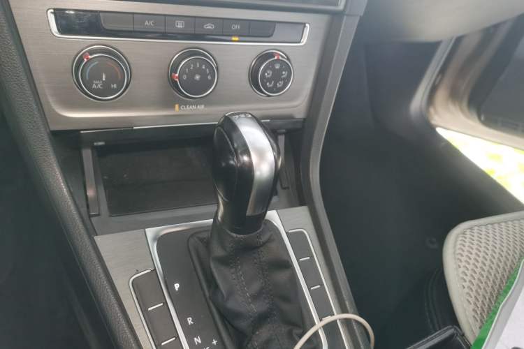 Used Volkswagen Golf 2016 230TSI Automatic Comfort Version