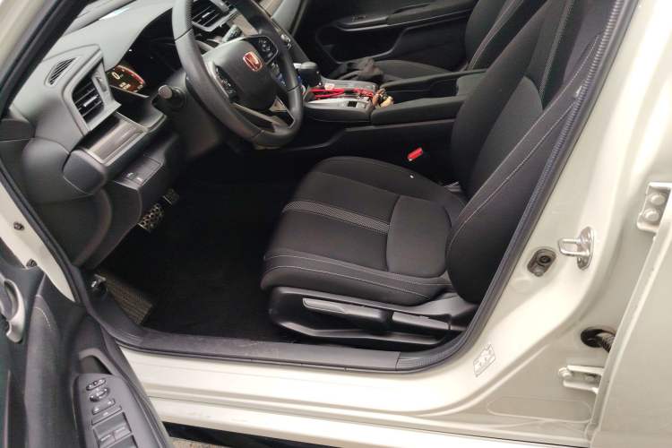 Used Honda Civic 2021 HATCHBACK 220TURBO CVT Trendy Cool Edition