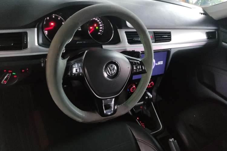 Used Volkswagen C-TREK 2020 1.5L Automatic Fashion Edition