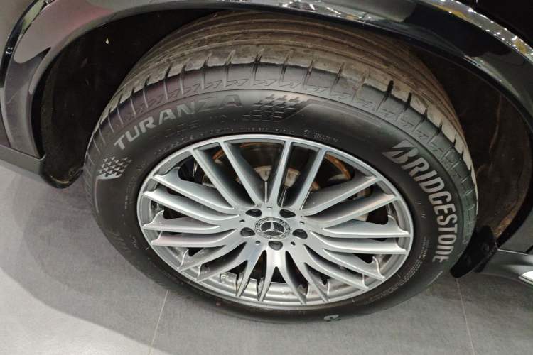 Used Mercedes-Benz GLC 2024 Refreshed GLC 300 L 4MATIC Dynamic Version 5 Seats