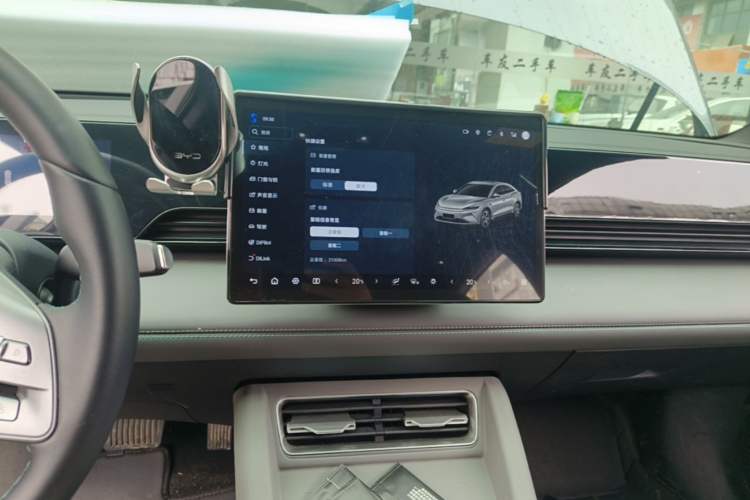 Used BYD Qin L 2025 EV 470KM Leading Edition Audio And AC Panel