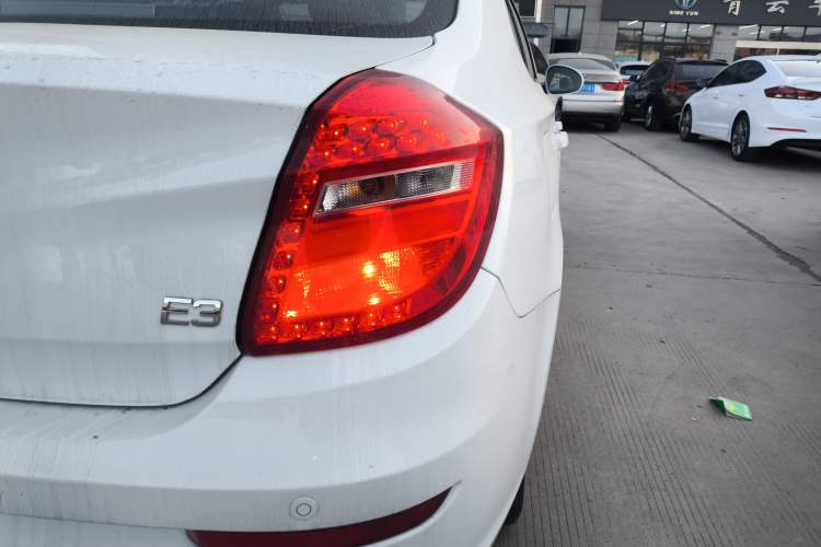 Used Cowin E3 2018 1.5L Automatic Luxury Version
