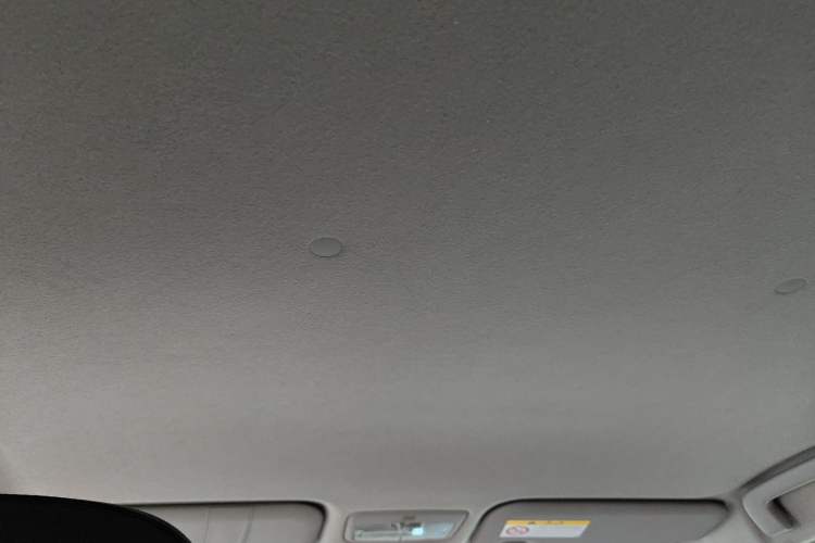 Used Toyota YARiS L Zhi Xuan 2015 1.5E Automatic Charm Edition
