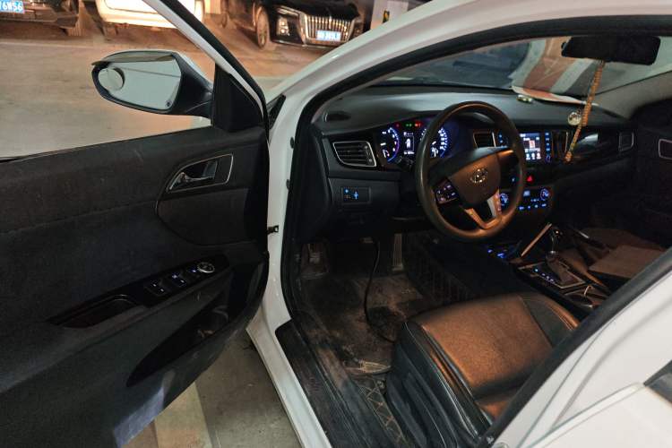 Used Hyundai Mistra 2016 1.8L Automatic Smart GLS