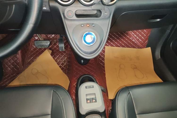 Used ORA Black Cat 2021 351 km Standard Version Gear Lever