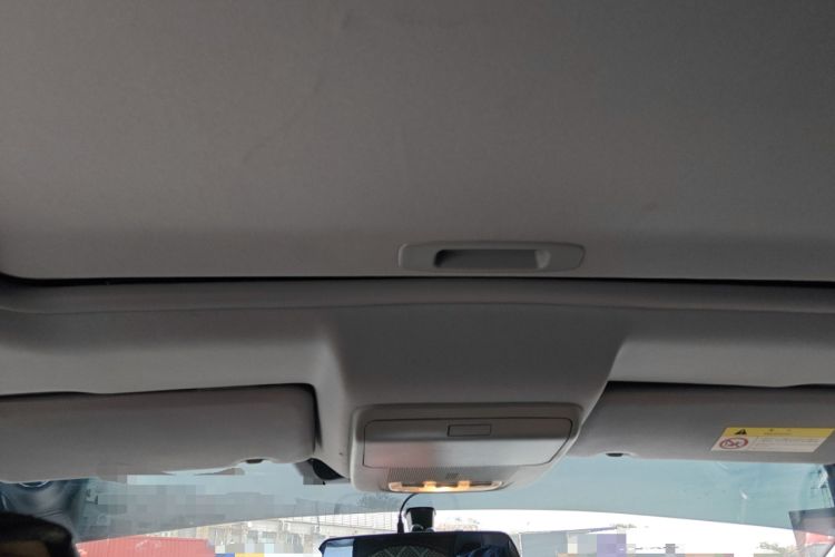 Used Peugeot 3008 2015 2.0L Automatic Classic Edition