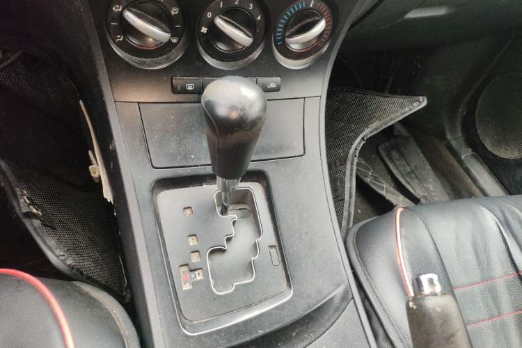 Used Mazda 3 2012 Hatchback 1.6L Automatic Elite Model
