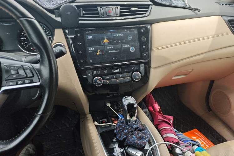 Used Nissan X-Trail 2019 2.0L CVT Smart Connect Comfort Edition 2WD
