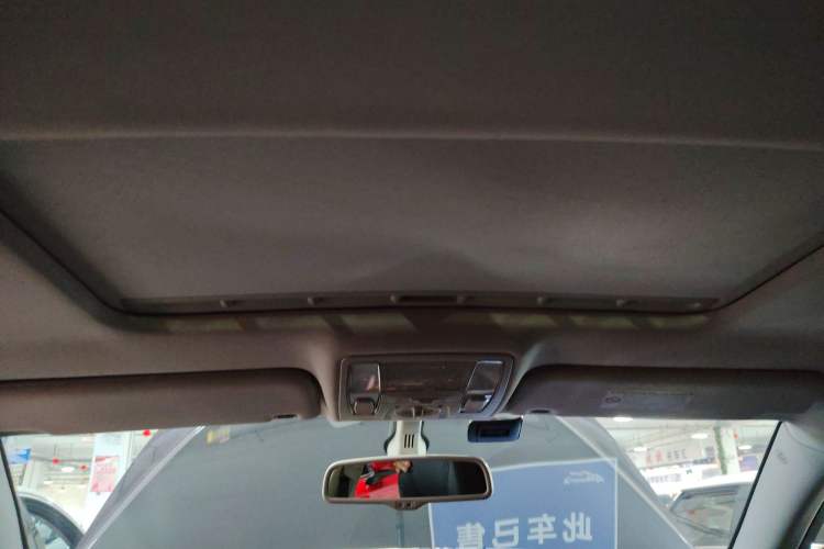 Used Hongqi H7 2017 1.8T Tech Model Headliner