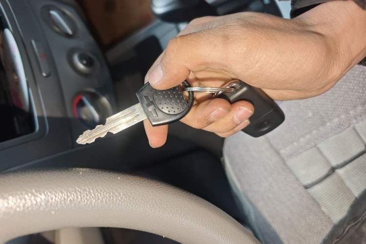 Used Chevrolet Sail 2013 Sedan 1.2L AMT Ideal Edition