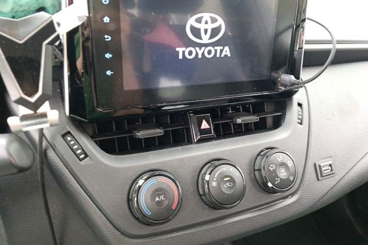 Used Toyota Corolla 2019 1.2T S-CVT GL Pioneer Edition Audio And AC Panel