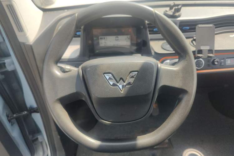 Used Wuling Hongguang MINIEV 2022 Zizai Version Lithium Iron Phosphate Steering Wheel