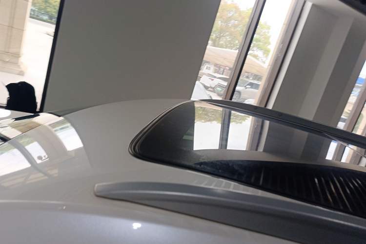 Used Cadillac XT5 2016 28T Four-Wheel Drive Tech Version Roof