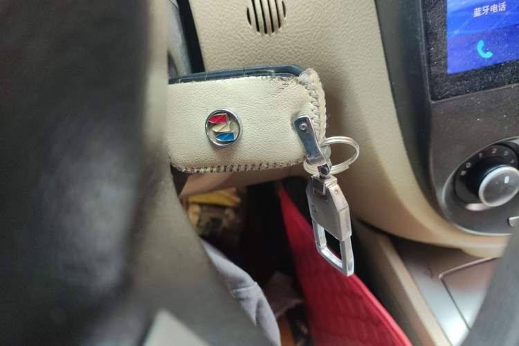 Used Buick Excelle 2013 1.5L Automatic Classic Model
