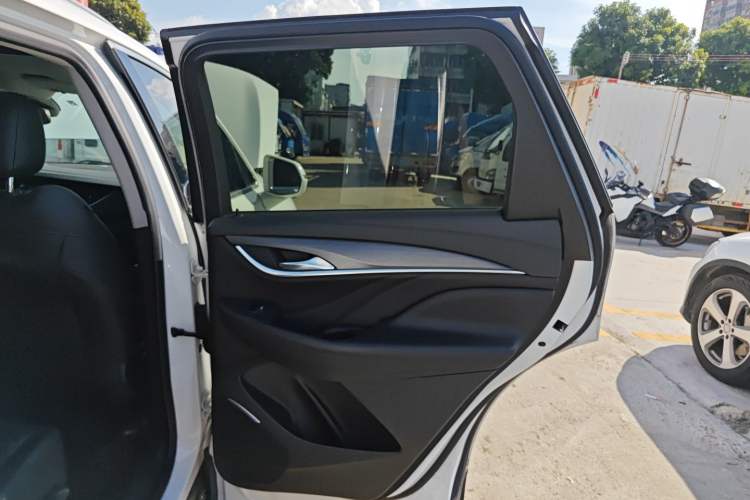 Used Buick Enclave 2020 28T Two-Wheel Drive Prestige Version