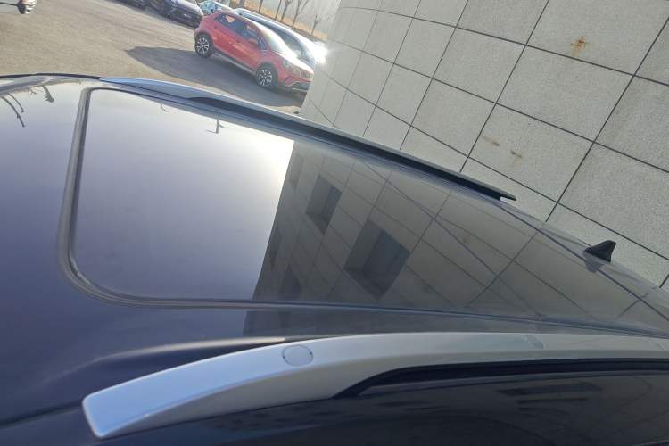 Used Kia KX3 2020 1.5L CVT Trend Edition Roof