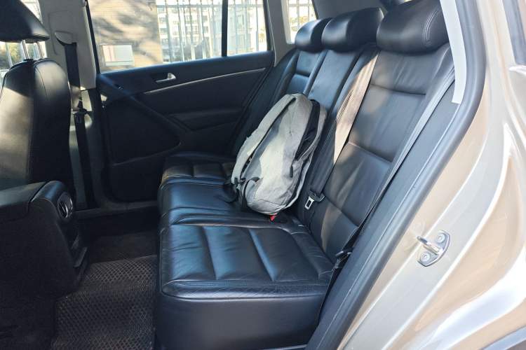 Used Volkswagen Tiguan L 2015 1.8TSI Automatic Two-Wheel Drive Comfort Edition