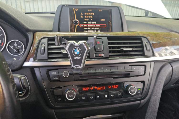 Used BMW 3 Series 2014 328Li Fashion Model
