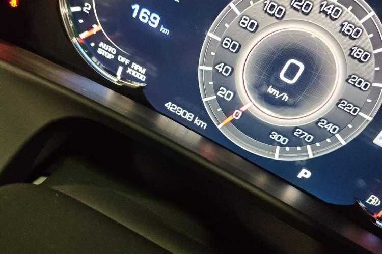 Used Cadillac CT6 2022 28T Luxury Edition Odometer Close Up