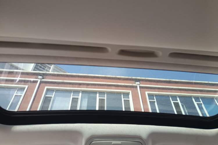 Used Bestune X40 2018 Internet Celebrity Edition 1.6L Manual Connected Smart Cool Type Headliner