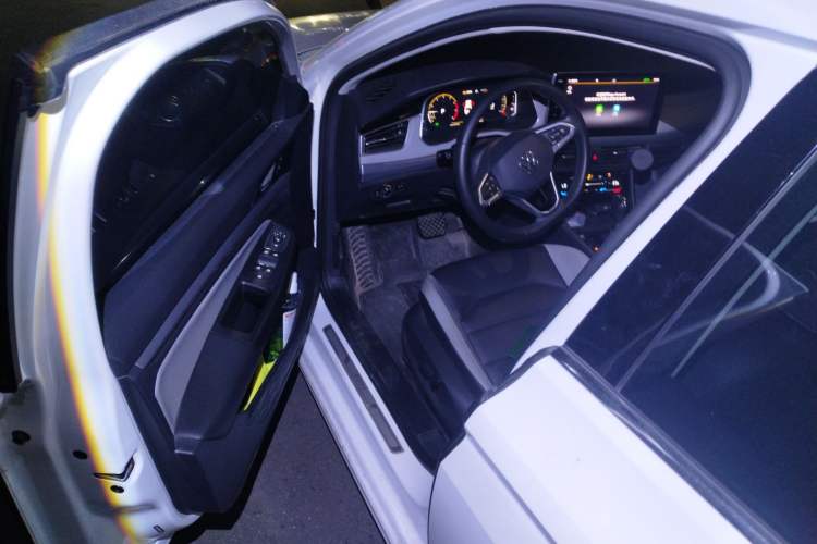 Used Volkswagen Bora 2023 280TSI DSG Prestige Edition
