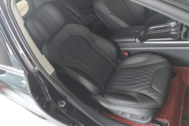 Used Hongqi HS5 2023 2.0T Qixiang Pro Edition
