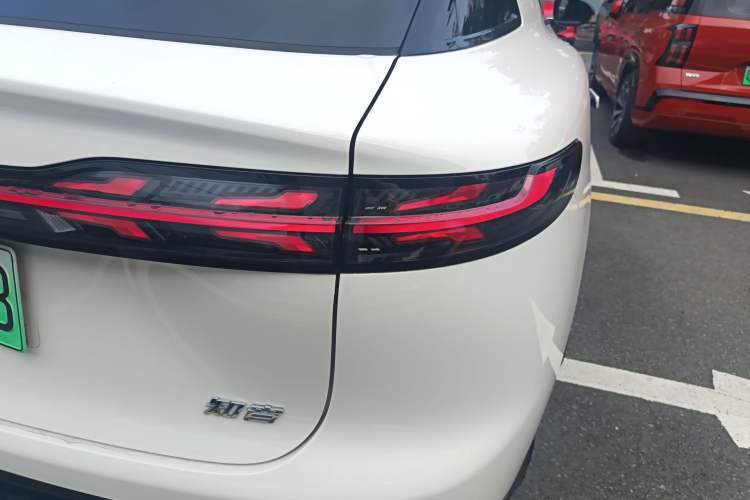 Used VOYAH COURAGE 2024 Long-Range Smart Edition
