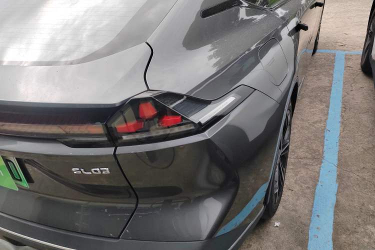 Used Deepal SL03 2023 200Max Range-Extended Version Right Rear Taillight